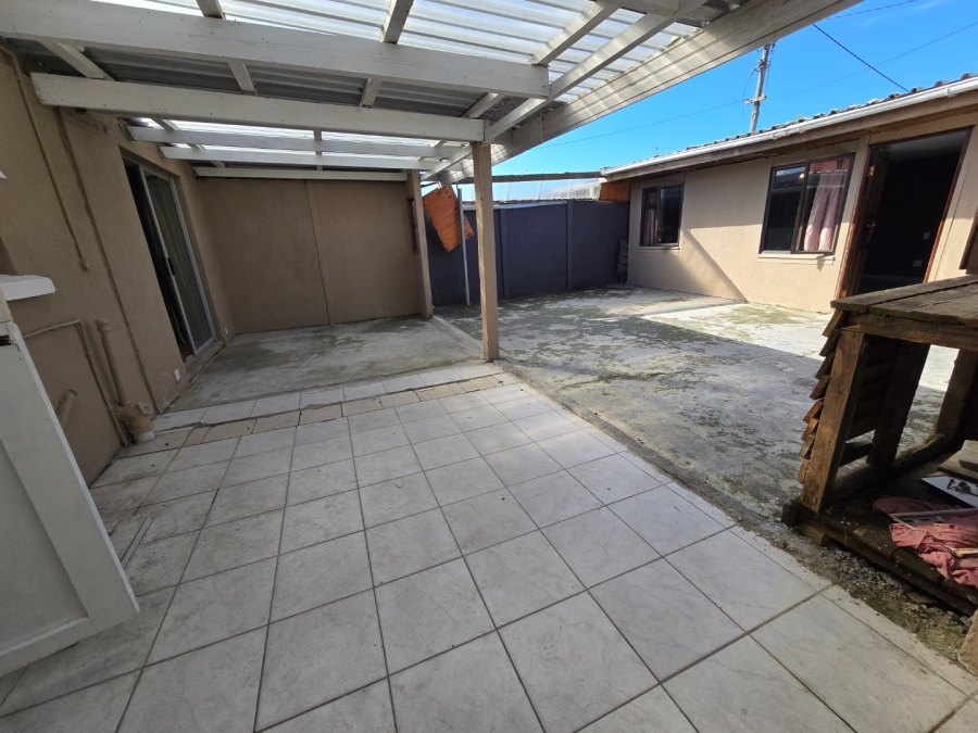 3 Bedroom Property for Sale in Steenberg Western Cape